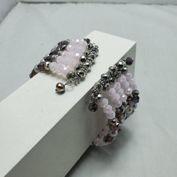 Ali Khan 5 row glass pearl Pink beaded wired wrap opened bracelet - Picture 6 of 7